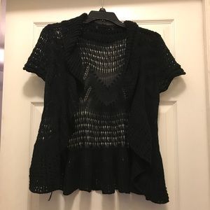 M/L Short Sleeved Sweater/Cover Up